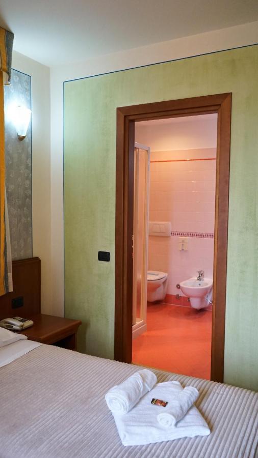 Albergo Bel Soggiorno Oggebio Esterno foto